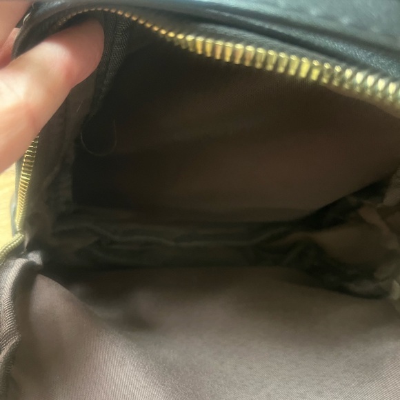 ✨ Mini Backpack with Artistic Girl Print ✨ - Picture 4 of 8